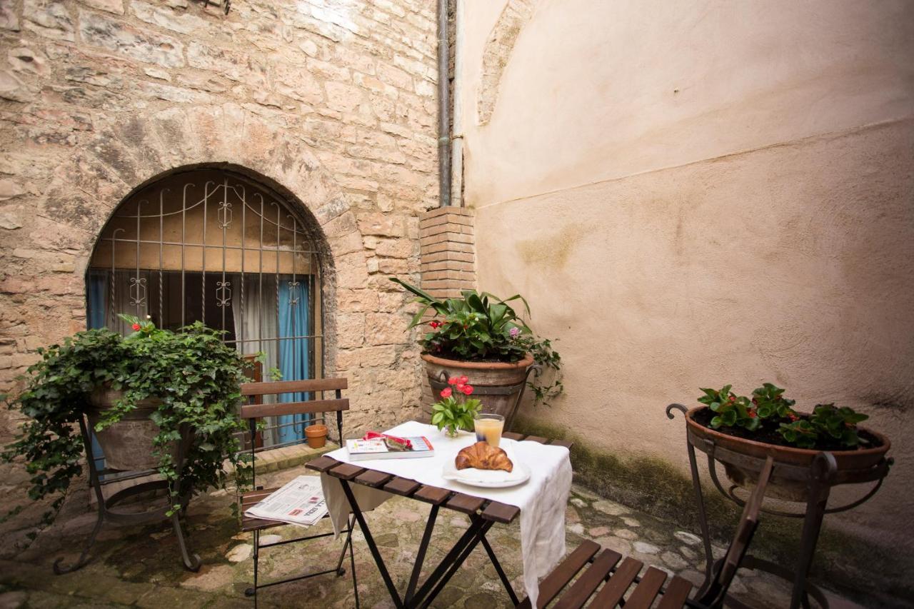 Perla Spello Exterior foto